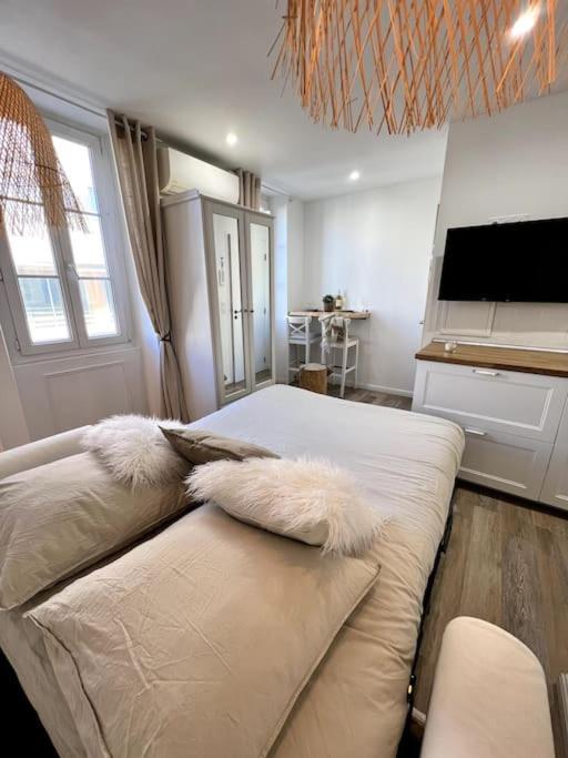 Studio 2 Neuf A 100M Des Plages Et De La Gare Saint-Raphaël Eksteriør bilde